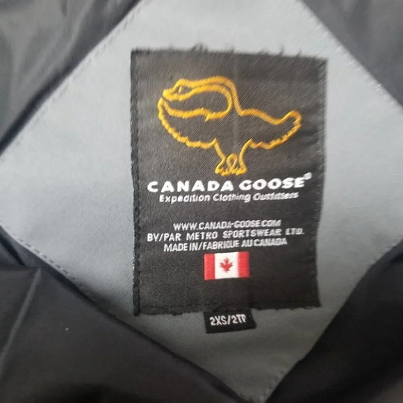 Canada Goose Grey Black Solaris Steel Goose Down Winter Parka Jacket 2XS - Picture 9 of 11
